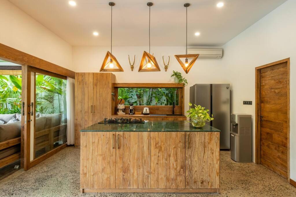 הוילה גילי טרוונגן Designer New 3Bdr - Lush Garden+Pool מראה חיצוני תמונה